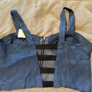 Crop top